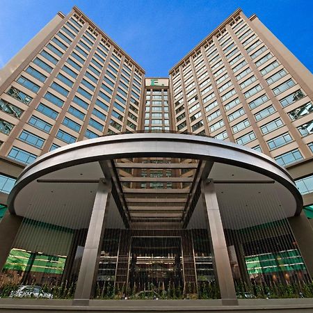 Eastin Hotel Kuala Lumpur Петалінг-Джая Екстер'єр фото The entrance of the hotel