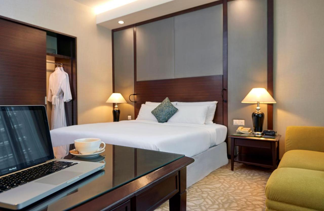 Eastin Hotel Kuala Lumpur Петалінг-Джая Екстер'єр фото A room at the hotel