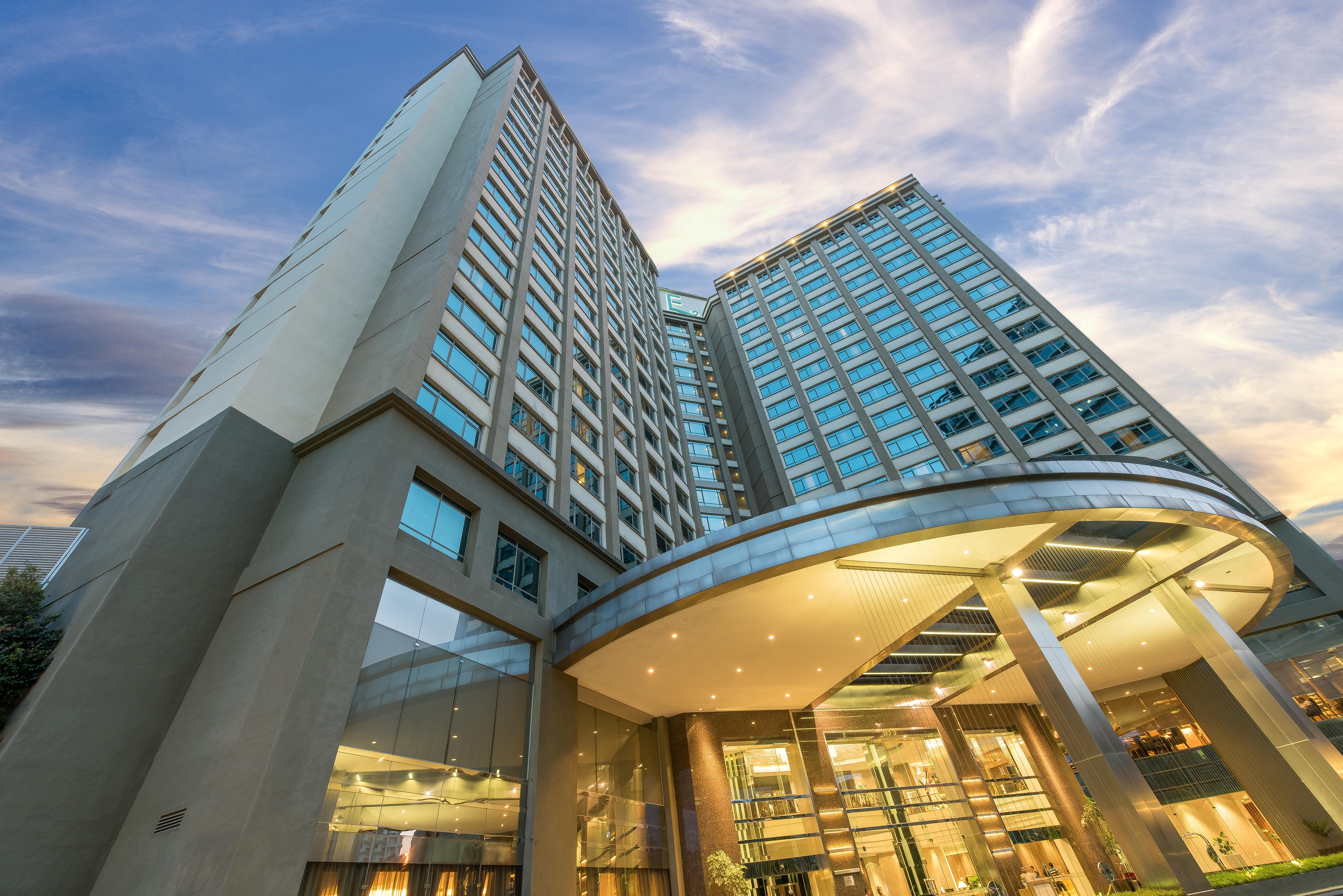Eastin Hotel Kuala Lumpur Петалінг-Джая Екстер'єр фото The hotel's main entrance