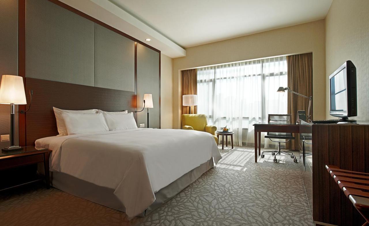 Eastin Hotel Kuala Lumpur Петалінг-Джая Екстер'єр фото Deluxe Room