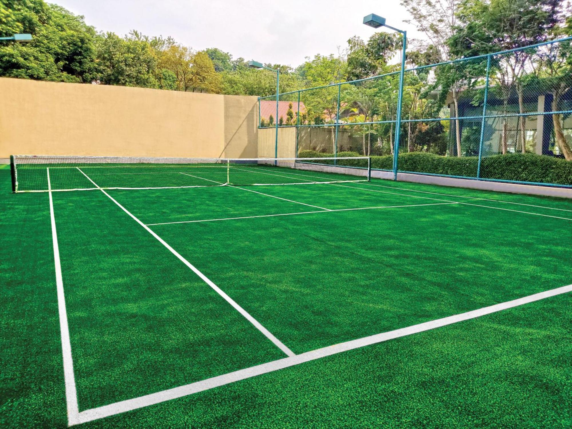 Eastin Hotel Kuala Lumpur Петалінг-Джая Екстер'єр фото Tennis court