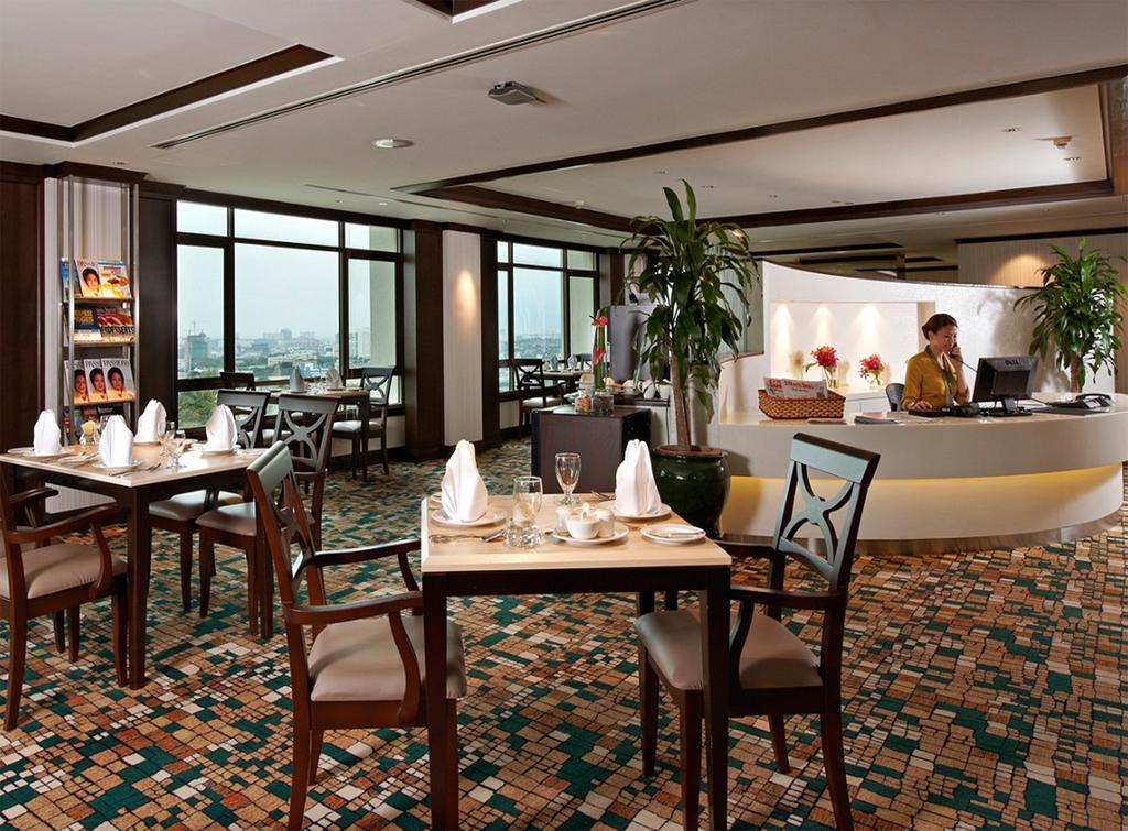 Eastin Hotel Kuala Lumpur Петалінг-Джая Екстер'єр фото The restaurant