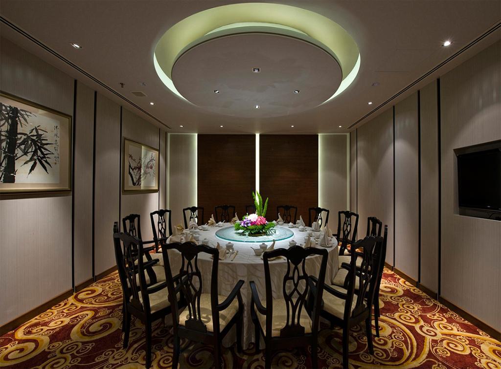 Eastin Hotel Kuala Lumpur Петалінг-Джая Екстер'єр фото A private dining room at the Shangri-La hotel in Kuala Lumpur, Malaysia