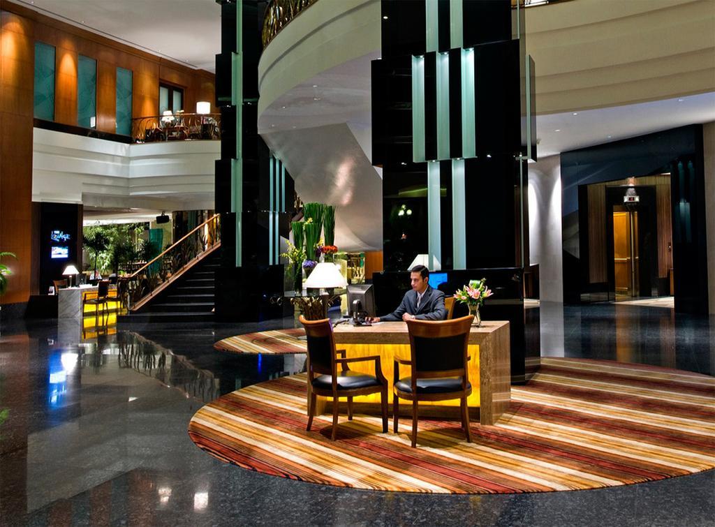 Eastin Hotel Kuala Lumpur Петалінг-Джая Екстер'єр фото The lobby of the hotel